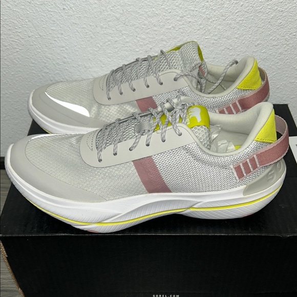 Sorel Women's Explorer Blitz Leisure Sneakers - Picture 3 of 7